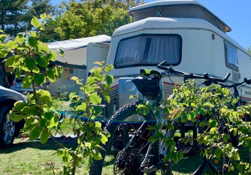 Hotel Camping Duguesclin à Saint-Coulomb Extérieur photo